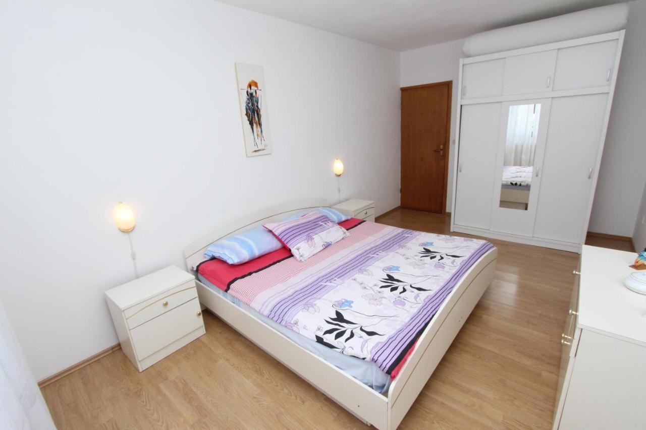 Apartments Denise 로비니 외부 사진